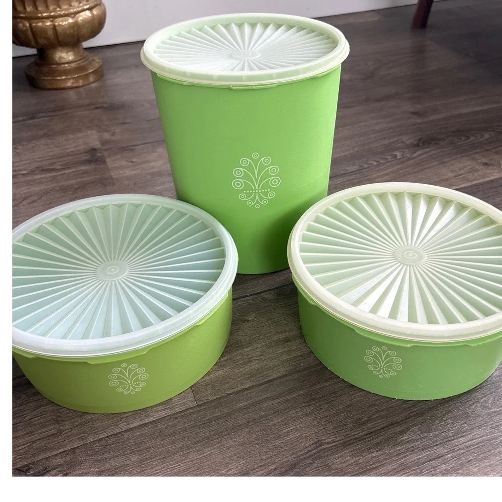 Vintage 70's Tupperware Servalier Canister Set Lime Green Sunburst Lids 3pc